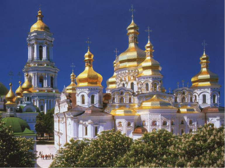 один из первых по времени основания монастырей на Руси. Основан в 1051 году п...