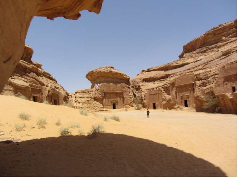 Мадаїн-Саліх (Негра, Аль-Хіджр) - являє собою комплекс археологічних об'єктів...